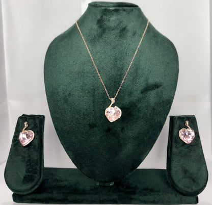 Jewelry set with heart-shaped pendant and earrings 