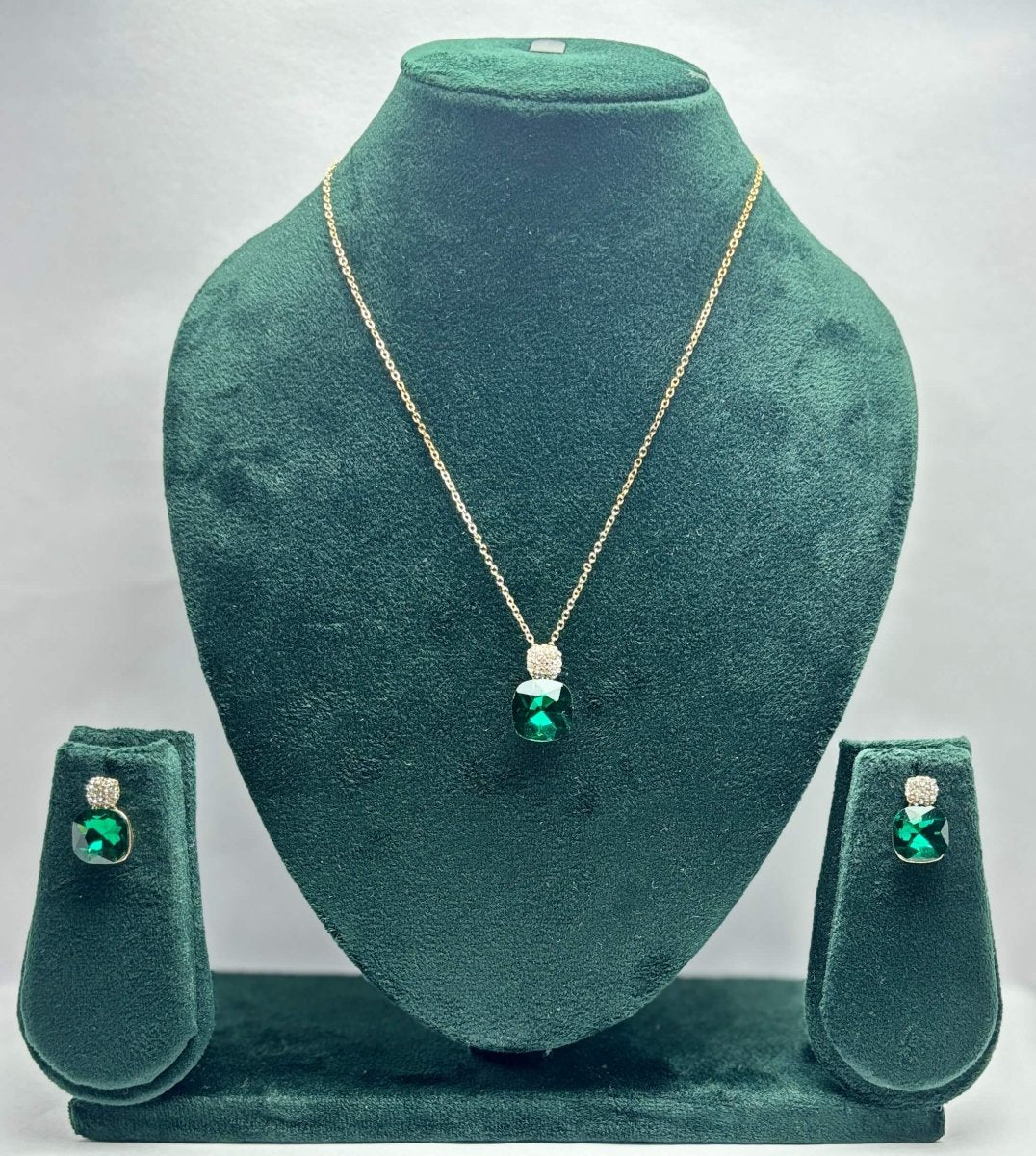 AUREYA Cushion-Cut Crystal Pendant Necklace with Matching Earrings Set – Gold-Tone ChainAUREYA FASHIONClear