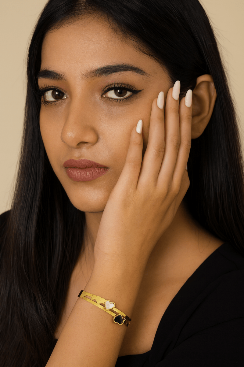 Premium Black & white Heart Bangle Set – Fashion Bracelet Gifts for Her | AureyaAUREYA FASHIONanniversary gift