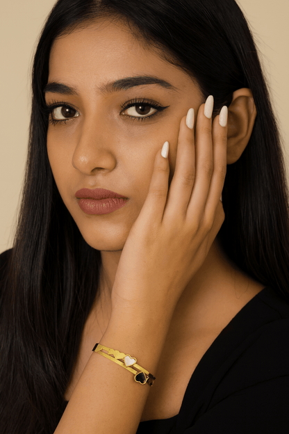 Premium Black & white Heart Bangle Set – Fashion Bracelet Gifts for Her | AureyaAUREYA FASHIONanniversary gift